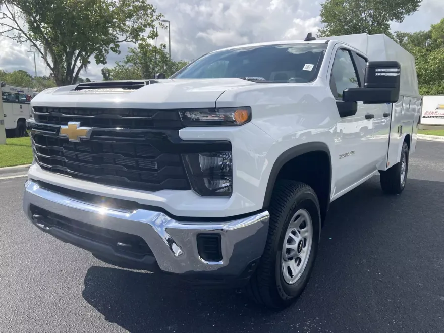 2024 Chevrolet Silverado 3500HD Work Truck photo 1