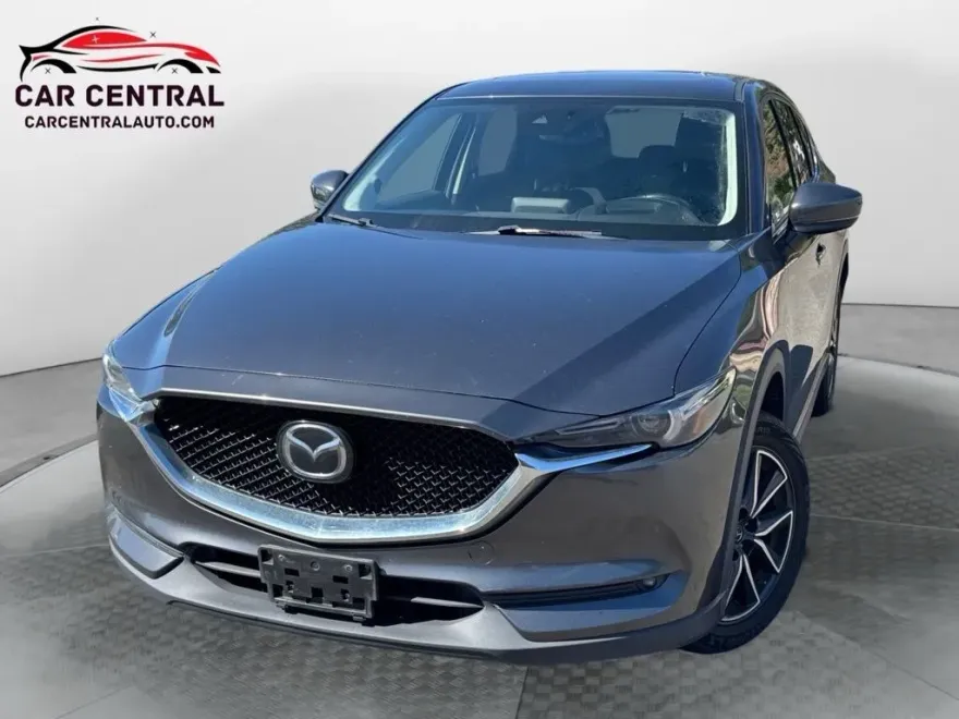 2017 Mazda CX-5 Grand Touring photo 1