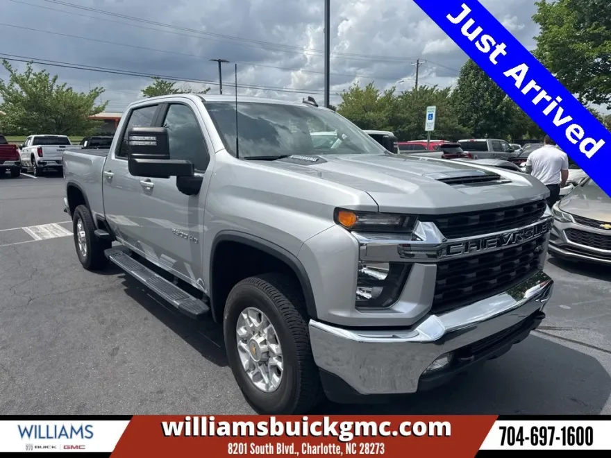 2022 Chevrolet Silverado 2500HD LT photo 1