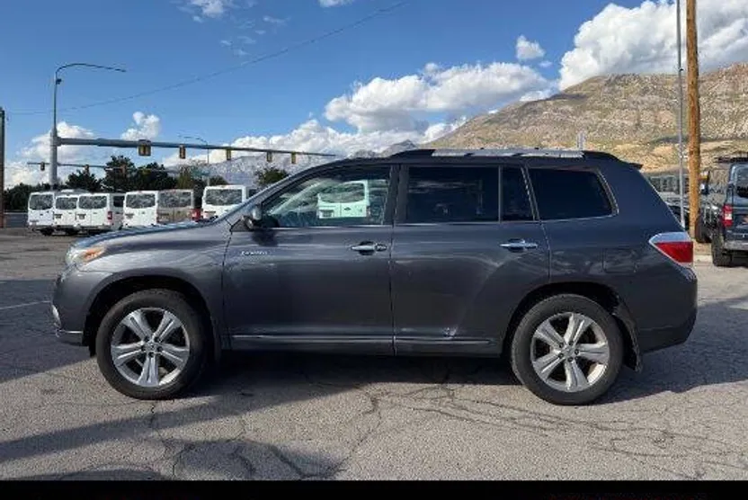 2013 Toyota Highlander Limited photo 1