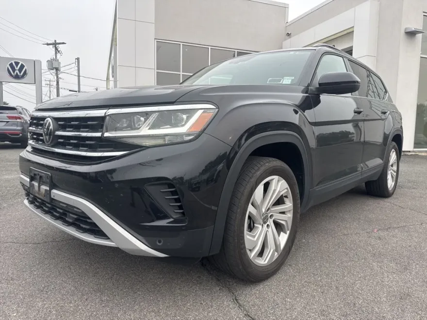 2023 Volkswagen Atlas V6 SE Technology photo 1