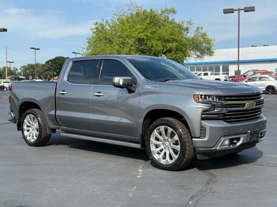 2020 Chevrolet Silverado 1500 High Country photo 1