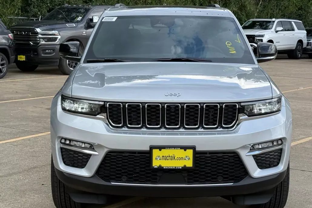 2025 Jeep Grand Cherokee Limited photo 1