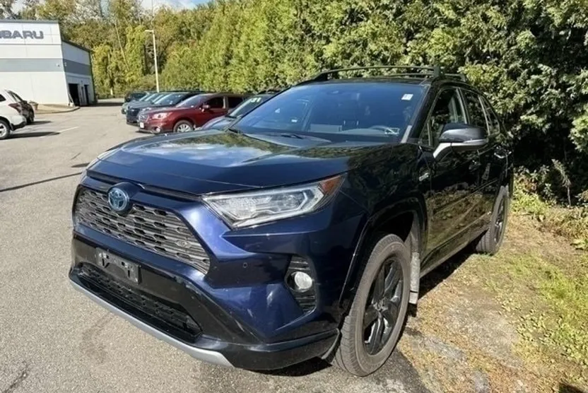 2021 Toyota RAV4 Hybrid XSE photo 1