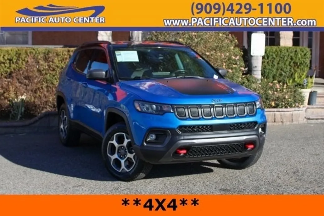 2022 Jeep Compass Trailhawk photo 1