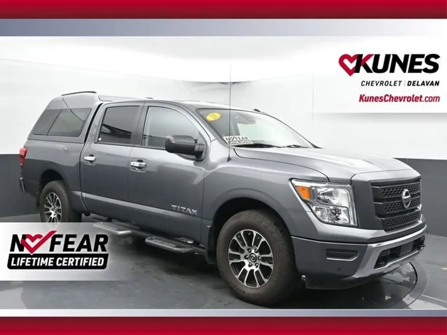 2021 Nissan Titan SV photo 1