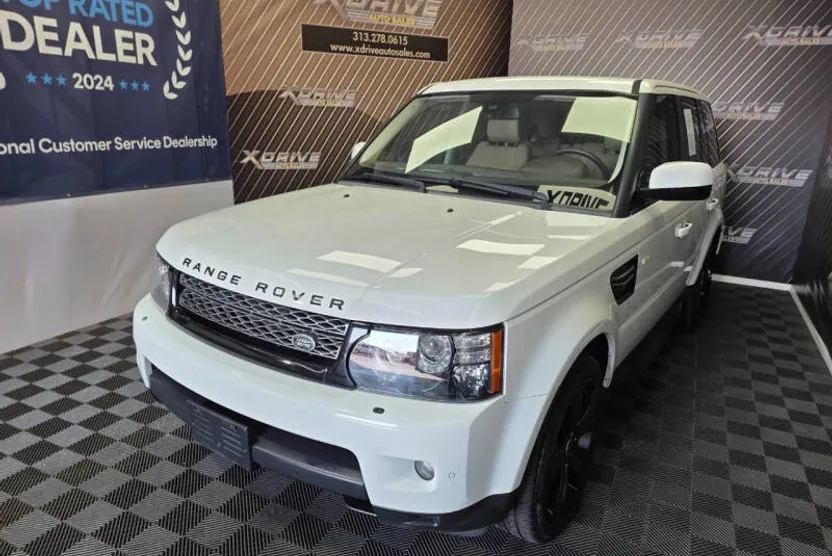 2012 Land Rover Range Rover Sport HSE LUX photo 1