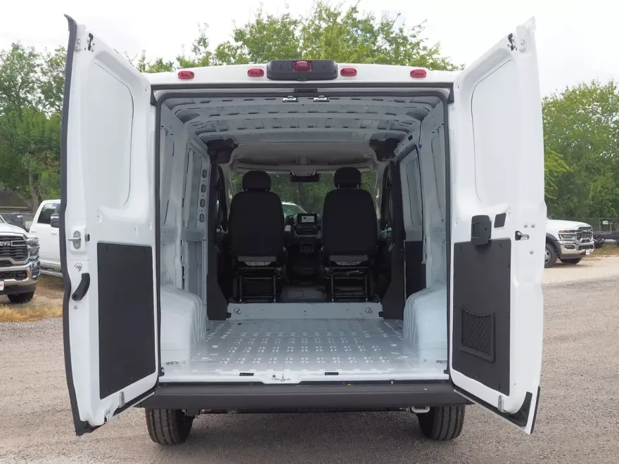 2026 Ram ProMaster 1500 photo 1