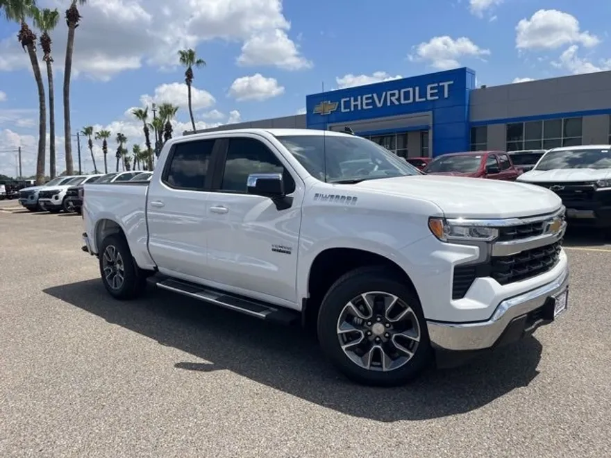 2026 Chevrolet Silverado 1500 LT photo 1