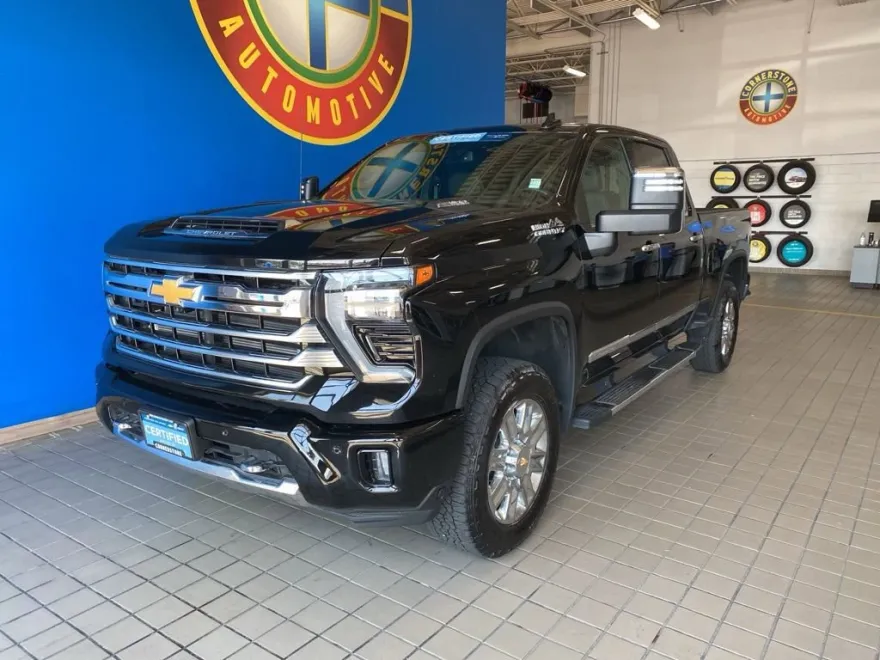 2024 Chevrolet Silverado 2500HD High Country photo 1