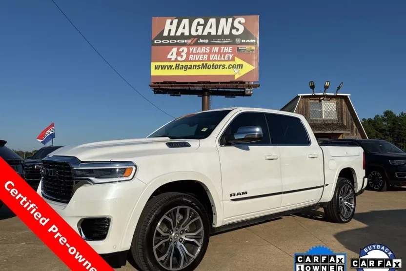 2025 Ram 1500 photo 1