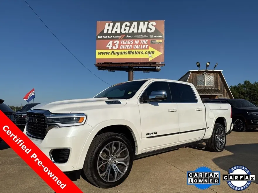 2025 Ram 1500 photo 1