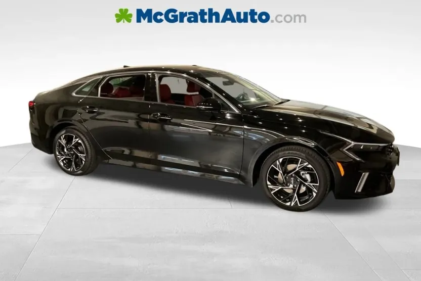 2026 Kia K5 GT-Line photo 1