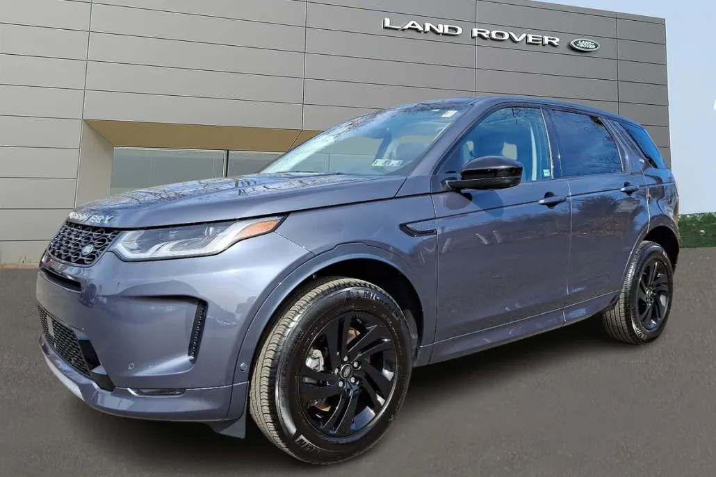 2024 Land Rover Discovery Sport S photo 1