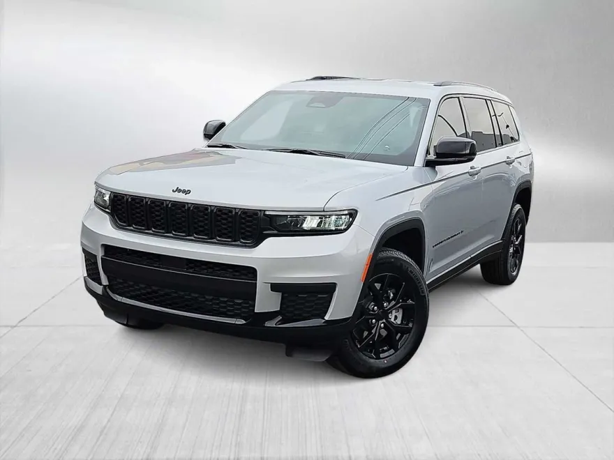 2025 Jeep Grand Cherokee Altitude photo 1