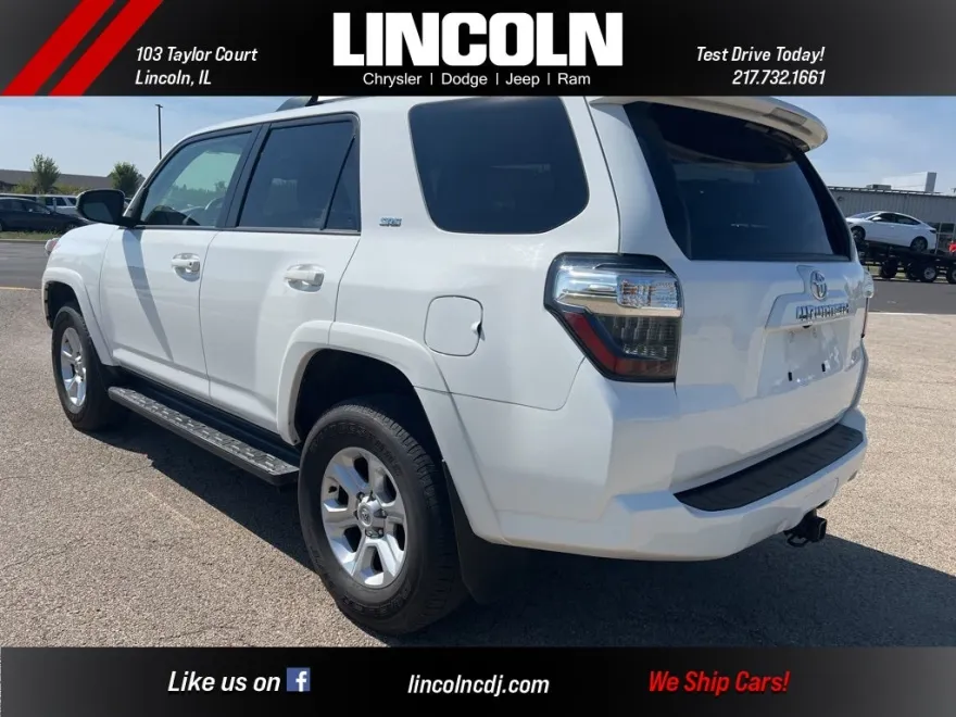2024 Toyota 4Runner SR5 photo 1