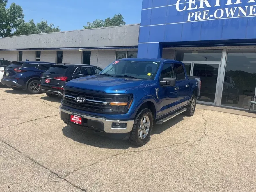 2024 Ford F-150 XLT photo 1
