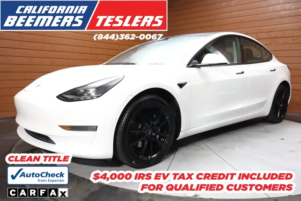 2022 Tesla Model 3 Long Range photo 1