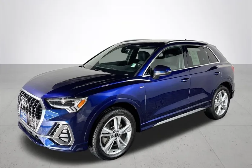 2021 Audi Q3 S line Premium Plus photo 1