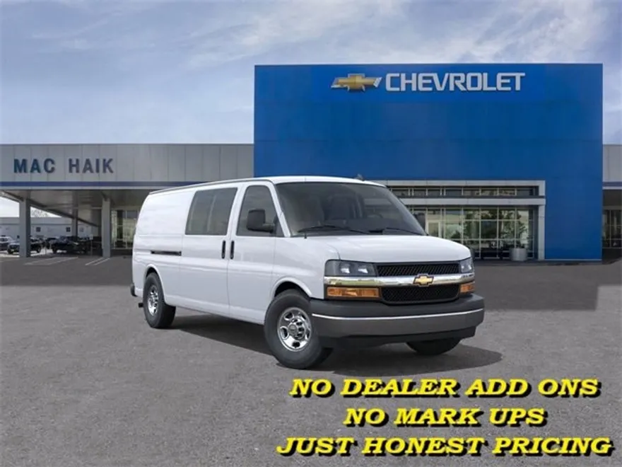 2025 Chevrolet Express Cargo 3500 photo 1
