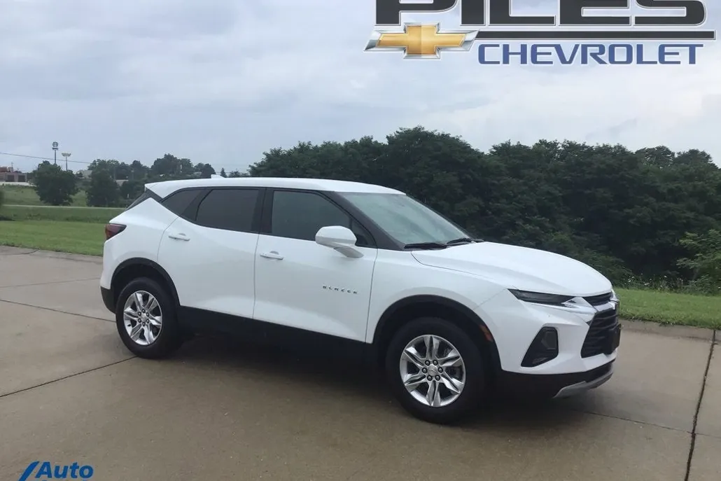 2022 Chevrolet Blazer 2LT photo 1