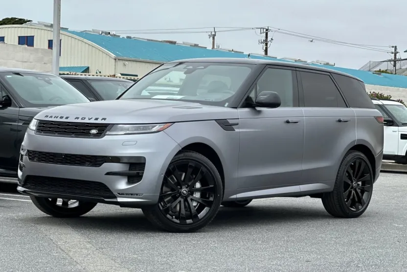 2025 Land Rover Range Rover Sport SE photo 1