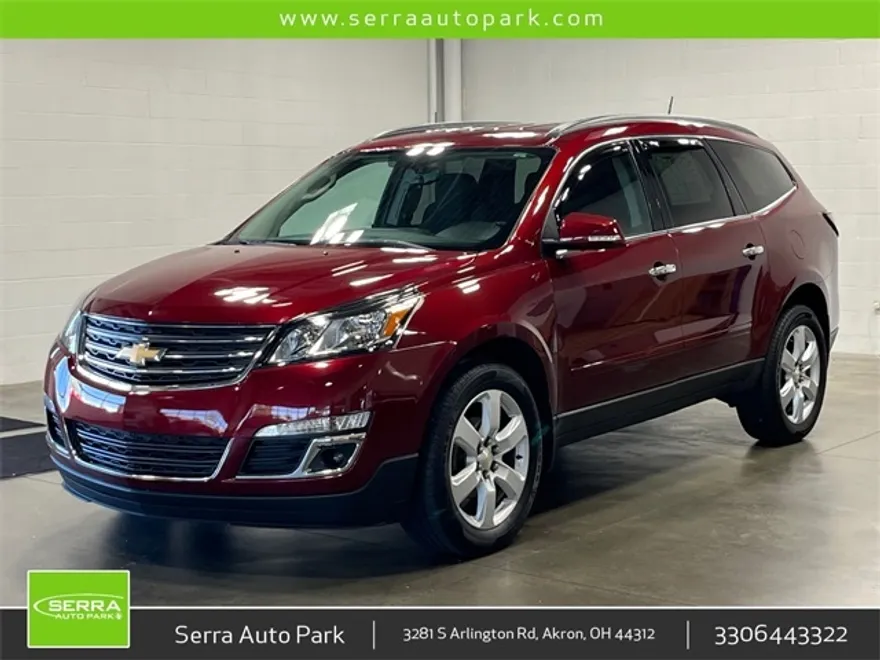 2016 Chevrolet Traverse 1LT photo 1