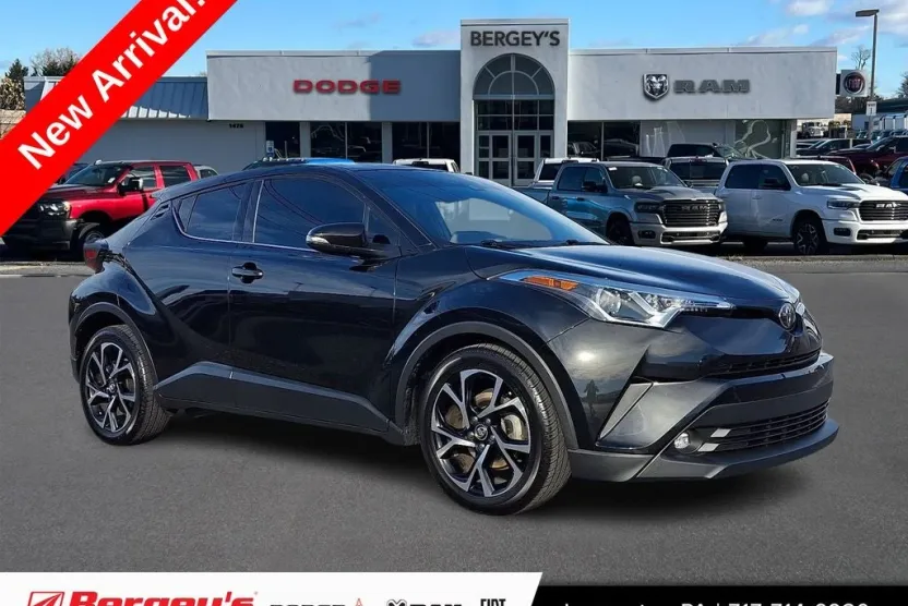2019 Toyota C-HR Limited photo 1