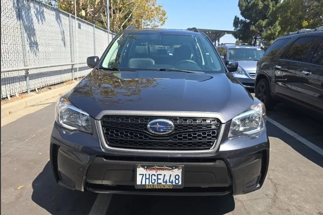 2015 Subaru Forester 2.0XT Premium photo 1