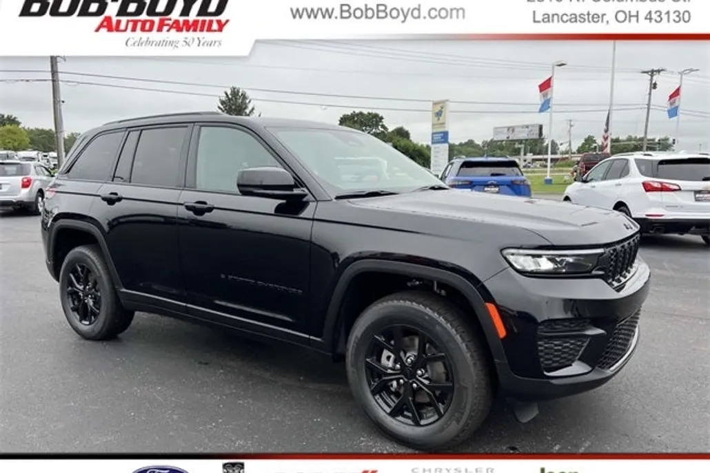 2025 Jeep Grand Cherokee Altitude photo 1