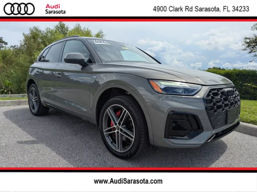2024 Audi Q5 S line Premium Plus photo 1