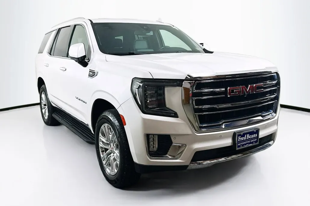 2022 Gmc Yukon SLT photo 1