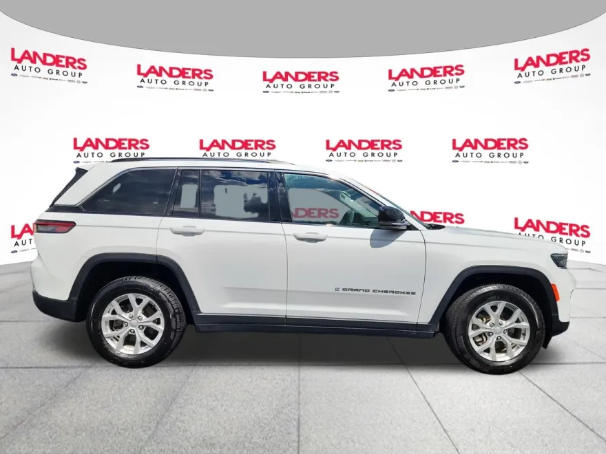 2024 Jeep Grand Cherokee Limited photo 1