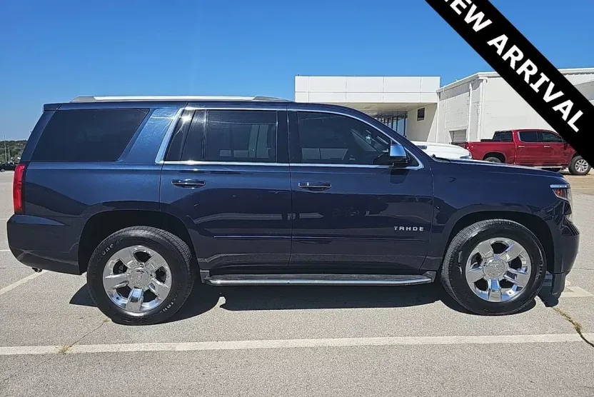 2018 Chevrolet Tahoe Premier photo 1