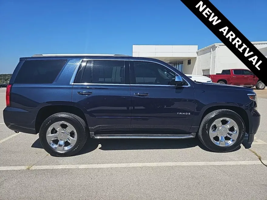2018 Chevrolet Tahoe Premier photo 1