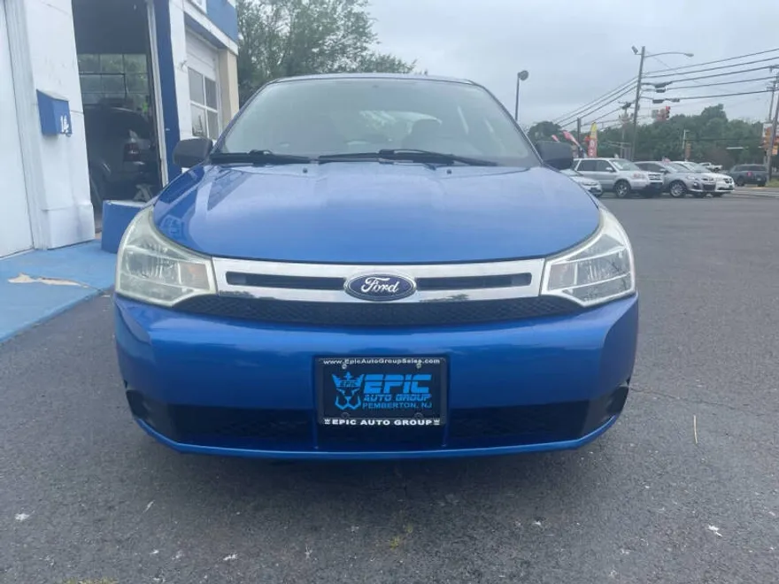 2011 Ford Focus SE photo 1