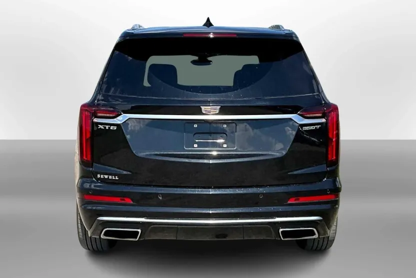 2023 Cadillac XT6 Luxury photo 1