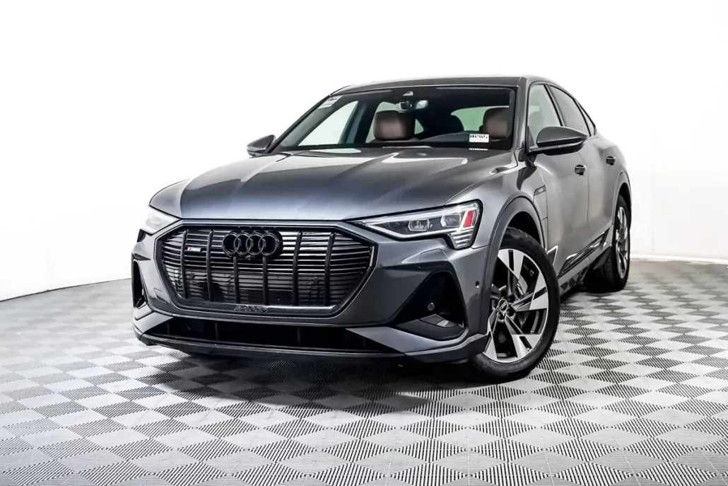 2022 Audi e-tron Sportback S line Premium photo 1
