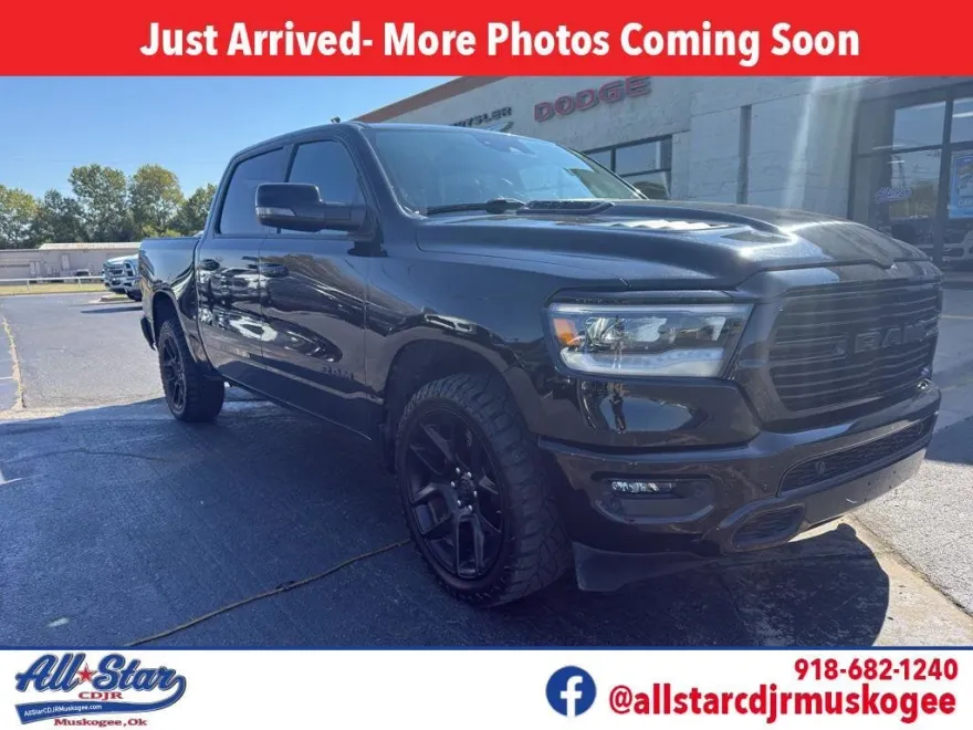 2023 Ram 1500 Laramie photo 1