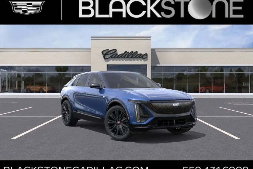 2025 Cadillac Lyriq Sport photo 1