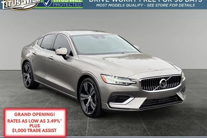 2019 Volvo S60 T8 Inscription photo 1
