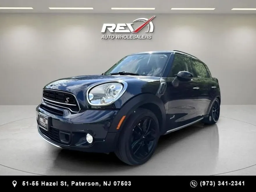 2015 Mini Countryman S ALL4 photo 1