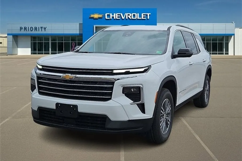 2026 Chevrolet Traverse photo 1