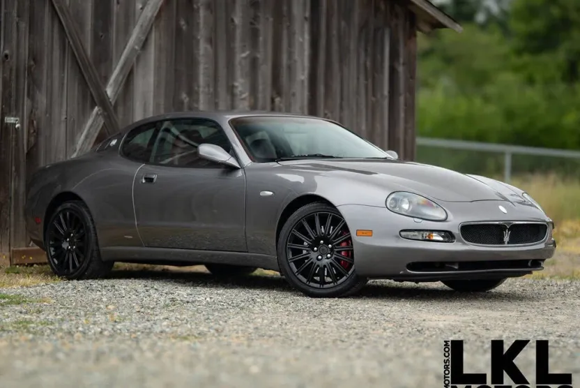 2002 Maserati Coupe photo 1