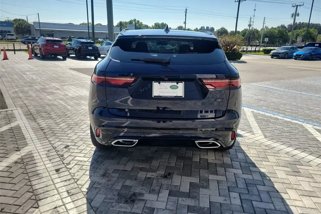 2026 Jaguar F-PACE P400 R-Dynamic S photo 1