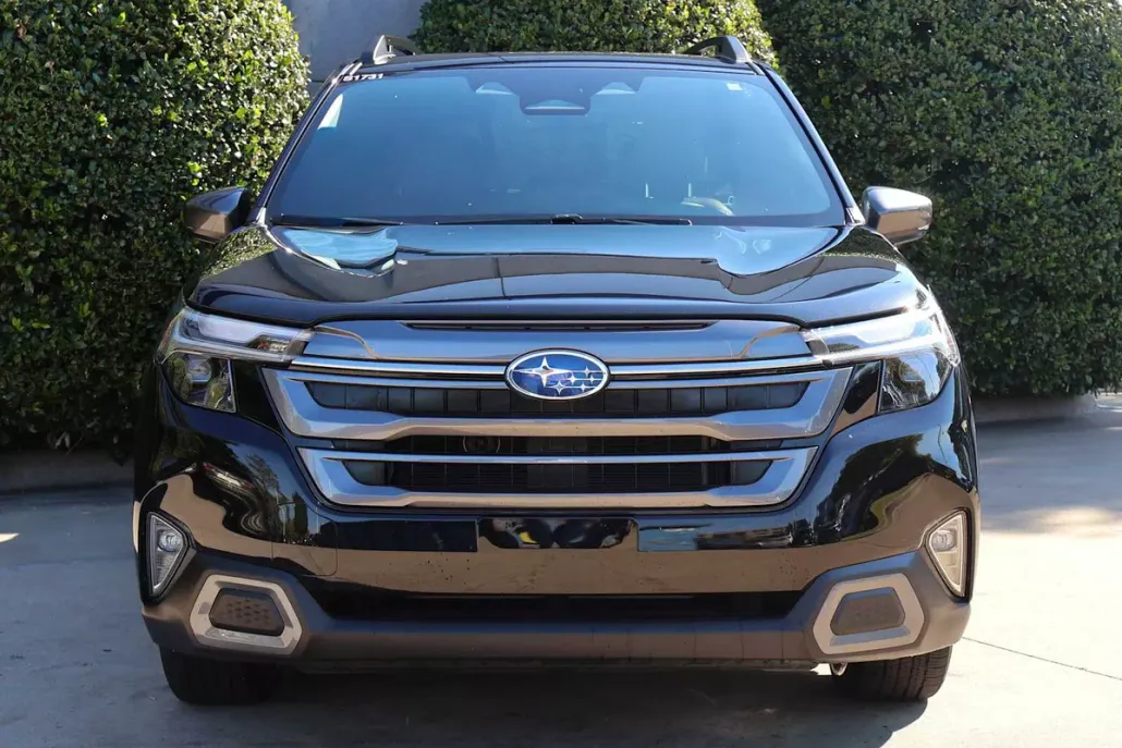 2025 Subaru Forester Limited photo 1