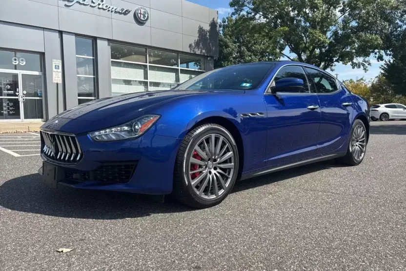 2019 Maserati Ghibli S Q4 photo 1