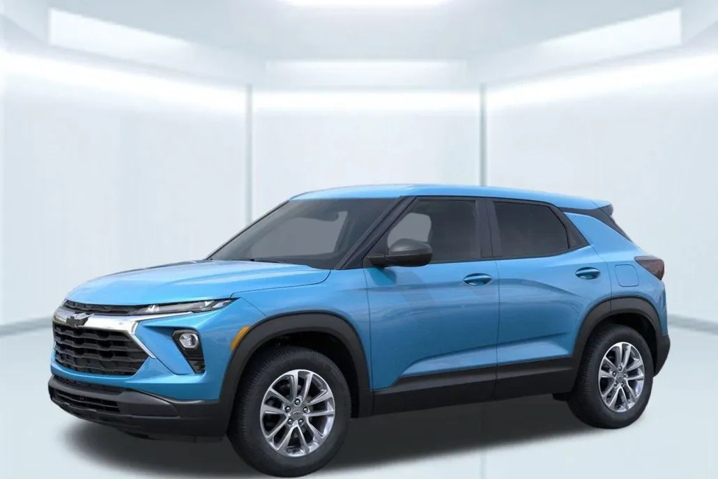 2025 Chevrolet Trailblazer LS photo 1
