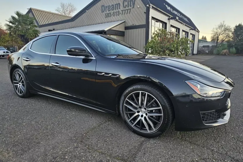 2019 Maserati Ghibli S Q4 photo 1
