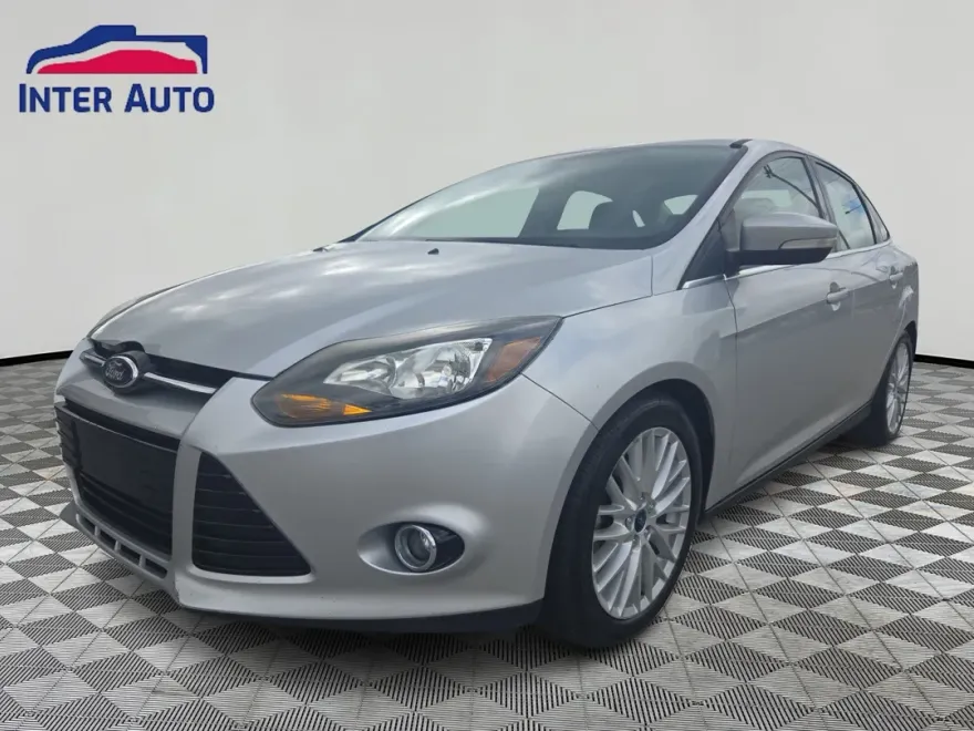 2014 Ford Focus Titanium photo 1